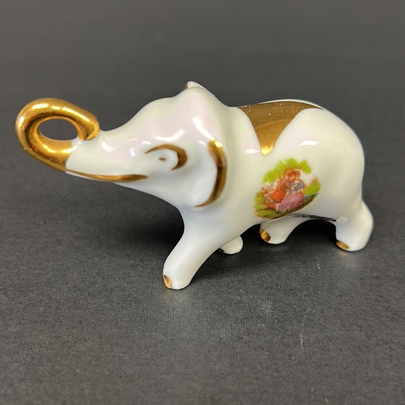 Vintage “Limoges France” hand decorated porcelain miniature elephant figurine - Picture 2 of 7